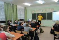 Выступление В. Софиенко в школе, Куркиёки
